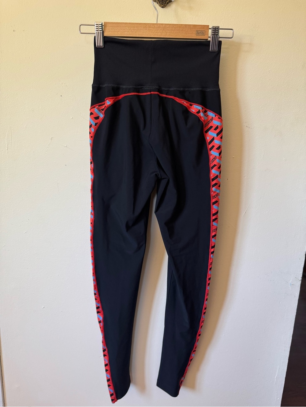 Versace La Greca Leggings Size Small - Picture 3 of 6